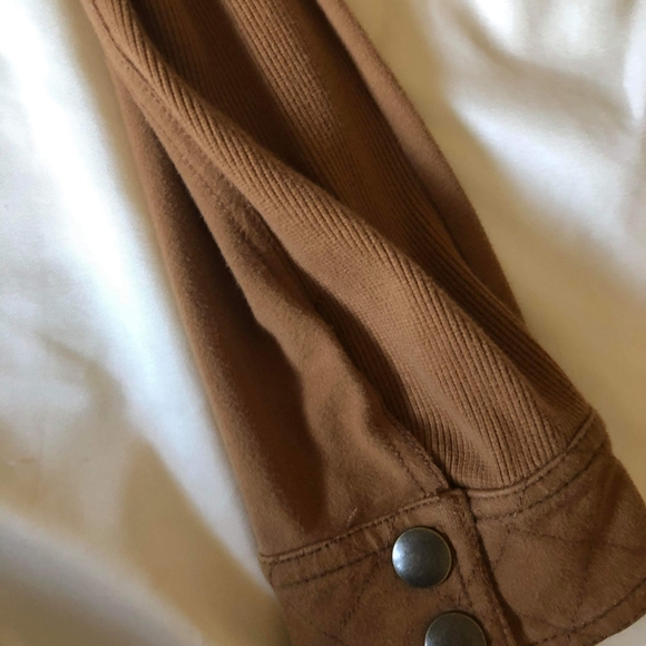 Lightweight jacket - Picture 6 of 6